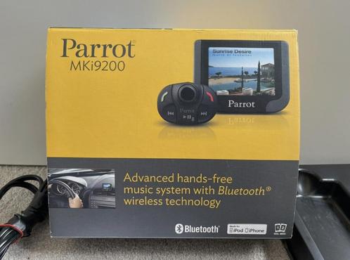 Parrot MKi9200 Bluetooth handsfree carkit LCD muziek streami