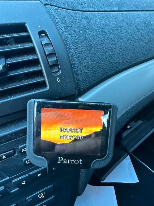 Parrot MKi9200 Bluetooth muziek stream