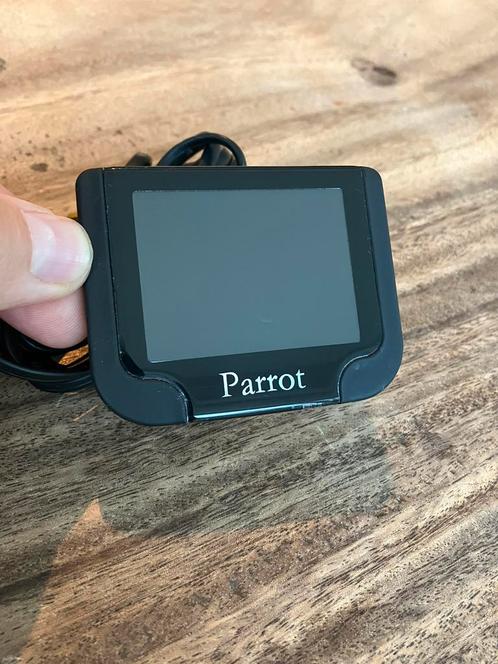 Parrot MKi9200 carkit zo goed als nieuw