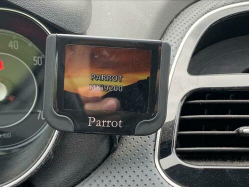 Parrot MKi9200 MKi 9200 Bluetooth muziek streamen carkit