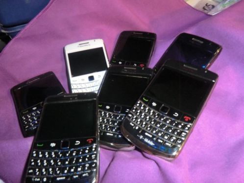 Partij  Blackberry 9700 amp 9780 kleine defecten prima staat