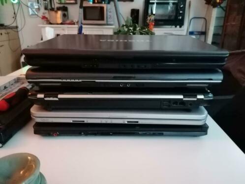 partij laptops (voor onderdelen) 5 stuks