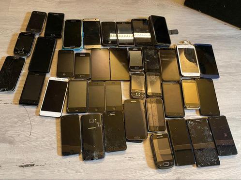 Partij smartphones 39 stuks