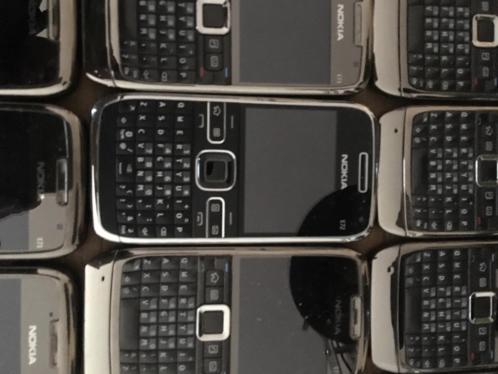 Partij stalen Nokias 26XE71 allemaal nieuw en getest 