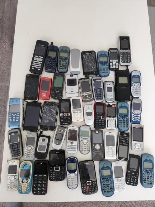 Partij telefoons ca 47 stuks