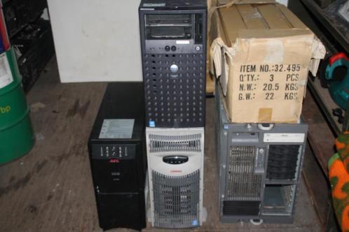 Partijtje servers  APC smart UPS 2200 (noodstroom)