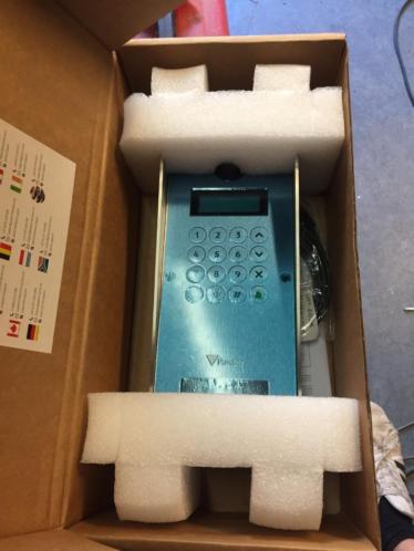 paxton rvs intercom met reader en code 337-967