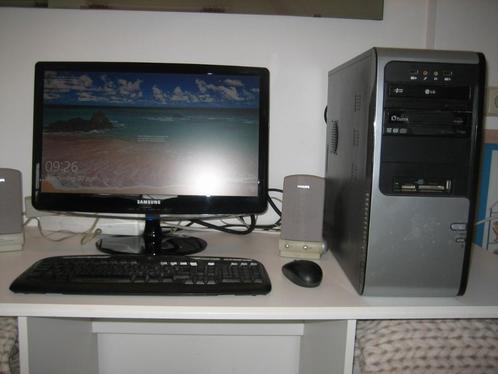 PC, Intel 7  , Werkgeheugen 8GB,.  21.5 inch monitor