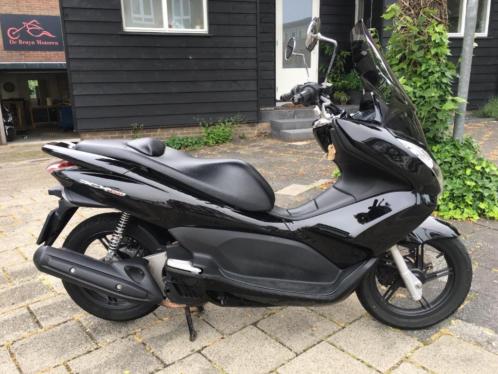 PCX 150 BJ2012 1e eigenaar