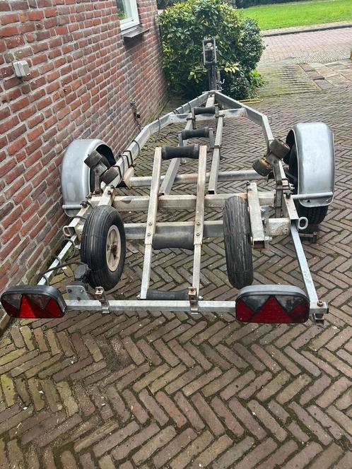 Pega kanteltrailer voor boot van 550 mtr 750 euro