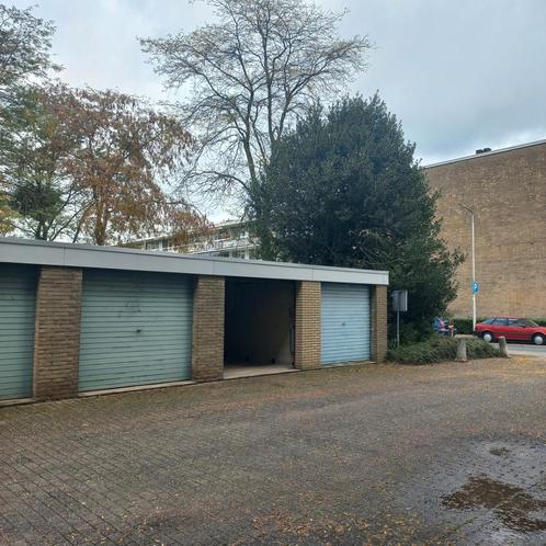 PER DIRECT TE HUUR Garagebox Amersfoort  de Liendert.