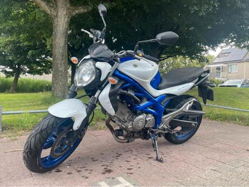 Perfecte eerste motor Suzuki SFV 650 Gladius