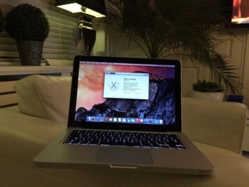 Perfecte MACBOOK PRO uit 2011 2.3 GHZ I5 8 Gb128 Gb SSD