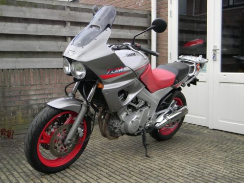 Perfecte Yamaha TDM 850 in mooie kleurstelling