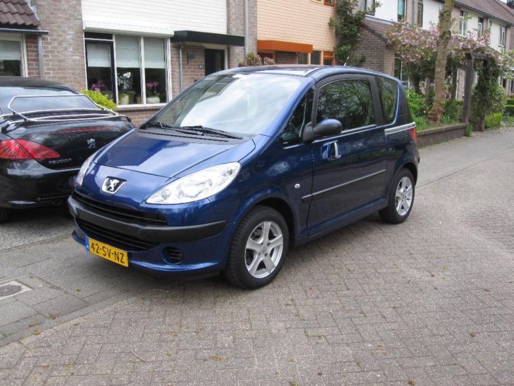 Peugeot 1007 1.4 2006 , Hoge Zit AUTOMAAT, Lage KM, Nieuw