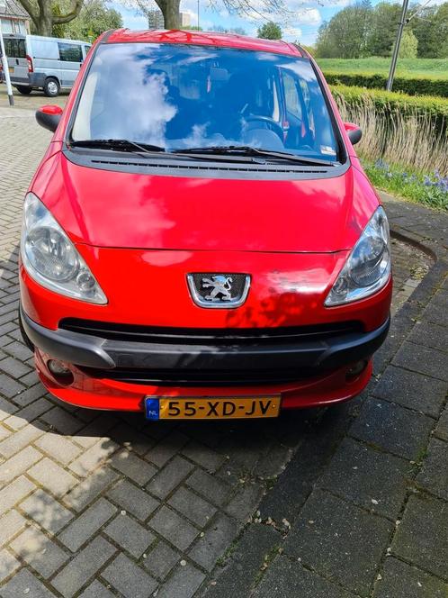 Peugeot 1007 1.4 2007 Rood