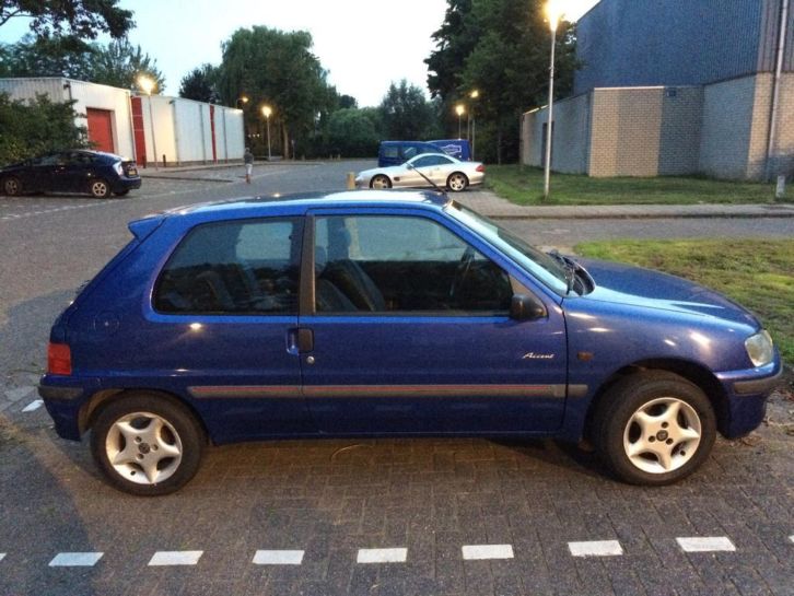 Peugeot 106 1.1 1998 Blauw Boodschappenauto uniek