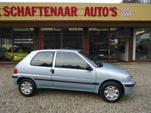 Peugeot 106 1.1 3DR 2003 Grijs km 84005 nap pas zeer mooi