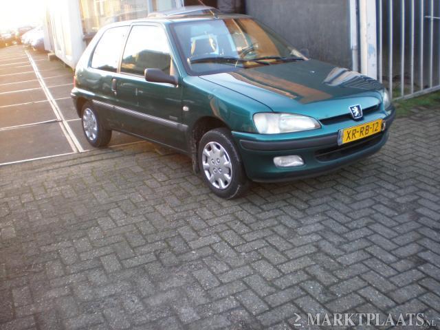 Peugeot 106 1.1 Accent autobedrijf johan boom kerkbuurt83 1511bc oostzaan