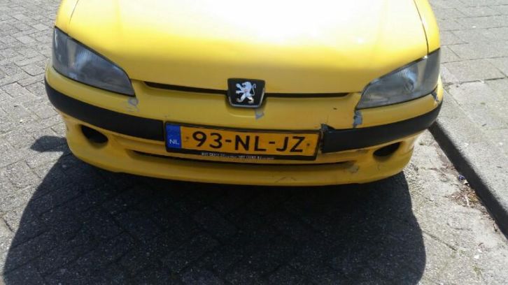 Peugeot 106 1.4 Sport 2003 Geel