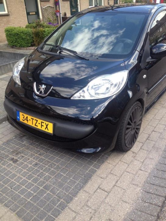 Peugeot 107 1.0 12V 3DR 2007 Zwart