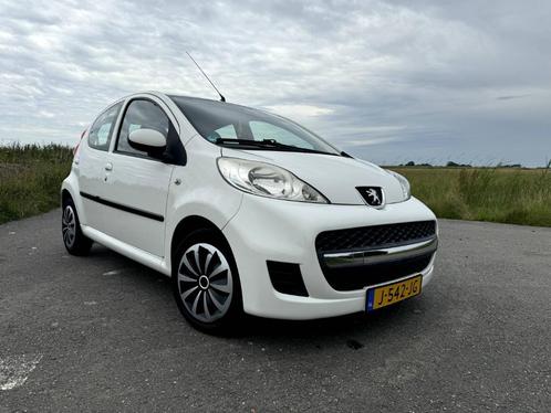 Peugeot 107 1.0 12V 5DR 2010 Wit - Nieuwe APK