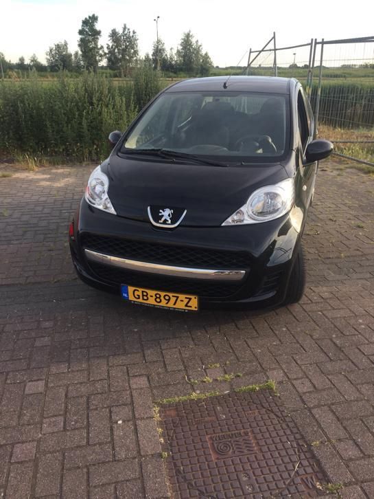 Peugeot 107 1.0 12V 5DR 2010 Zwart