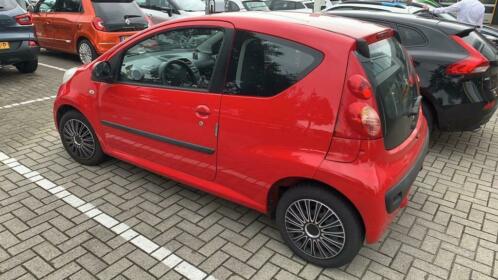 Peugeot 107 1.0 12V