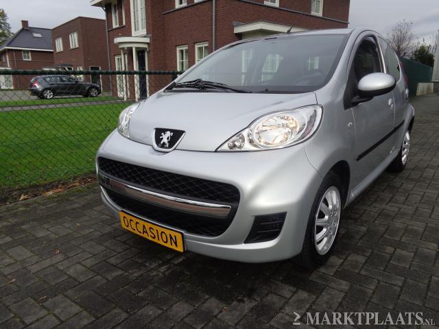 Peugeot 107 1.0-12V Urban Move 59851. KM  