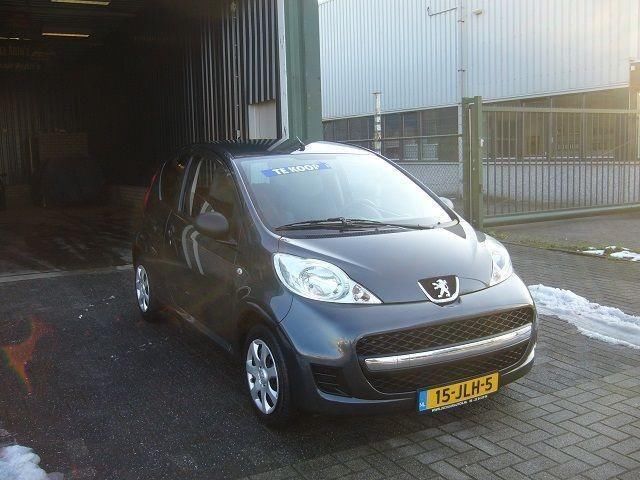 Peugeot 107 1.0 12V XR 3 DEURS 54.000KM  NAP (bj 2009)