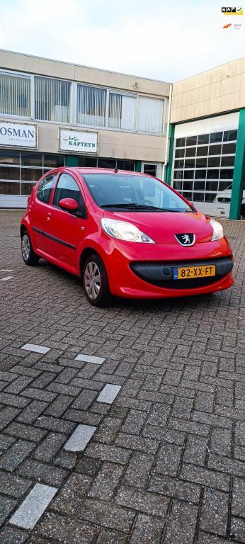 Peugeot 107 1.0-12V XS