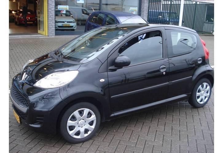 Peugeot 107 1.0 Urban Move 1ste eigenaar