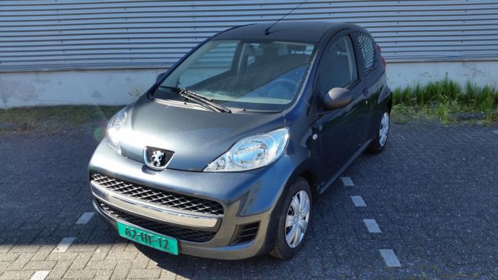 Peugeot 107 3 Drs.  2009  23399 Km  Uniek lage Km Stand