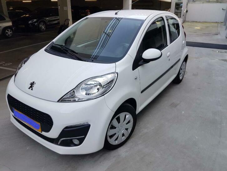 Peugeot 107 5-deur automaat en airco