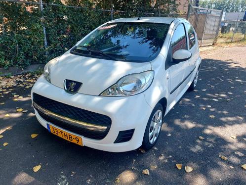 Peugeot 107 XS 1.0 MET IJSKOUDE AIRCO IN TOP STAAT AUTO