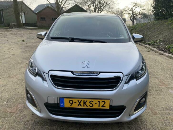 Peugeot 108 1.0 12V E-vti 68PK 5DR 2014 Allure trekhaak Led