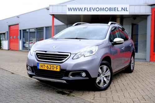 Peugeot 2008 1.2 PureTech Allure PanoNaviClimaLMV