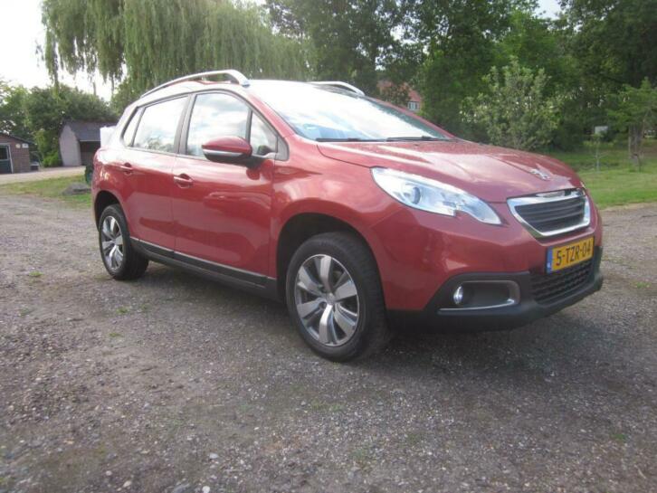 Peugeot 2008 1.2 VTI airco nap panorama dak cruise control