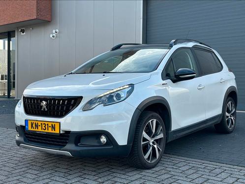 Peugeot 2008 GT LINE 1.2 PANO110PK2016 parelmoerwit