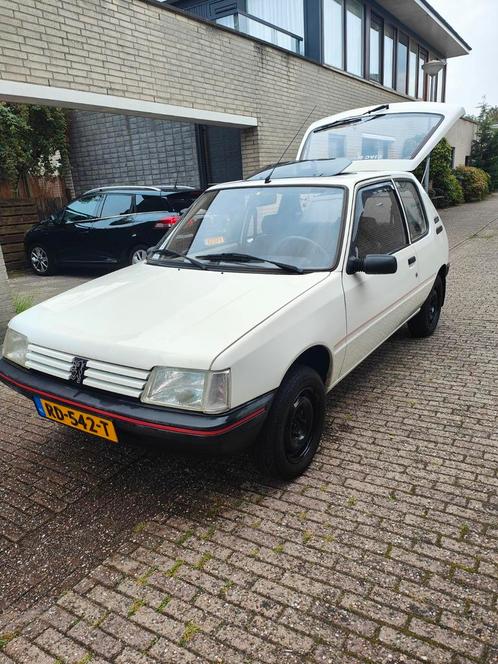 Peugeot 205 1.0 XE 1991 Wit