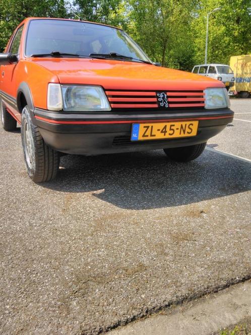 Peugeot 205 1.1 Accent U9 1991 Rood