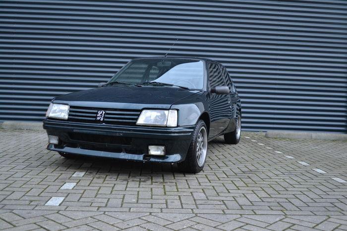 Peugeot 205 1.9 GTI - 1992