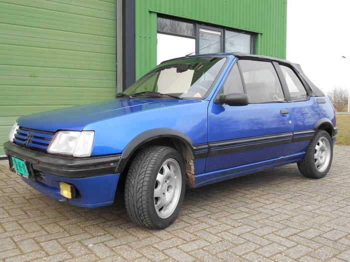 Peugeot - 205 CTI cabriolet - 1987