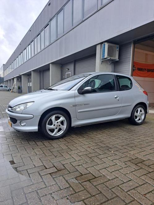 Peugeot 206 1.4 16V XS 3D 2004 Grijs