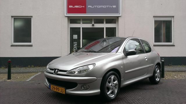 Peugeot 206 1.4-16V XS JUWEEL VAN EEN AUTO