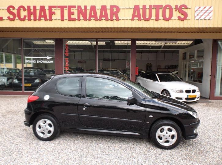 Peugeot 206 1.4 3D 2003 Zwart leren bekleding