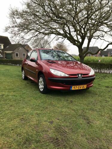 Peugeot 206 1.4 3D 2006 Rood met 75286 originele km