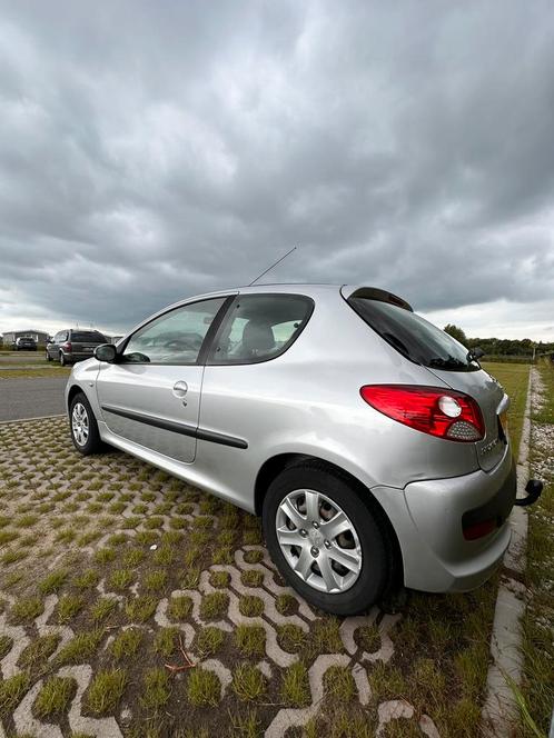 Peugeot 206 1.4 3D 2010 Grijs