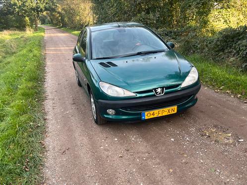 Peugeot 206 1.4 5D AUT 2000 Groen automaat