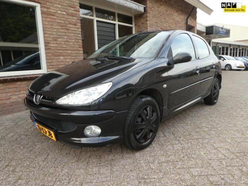 Peugeot 206 1.4 Forever 5 Deurs  Airco  82555 km